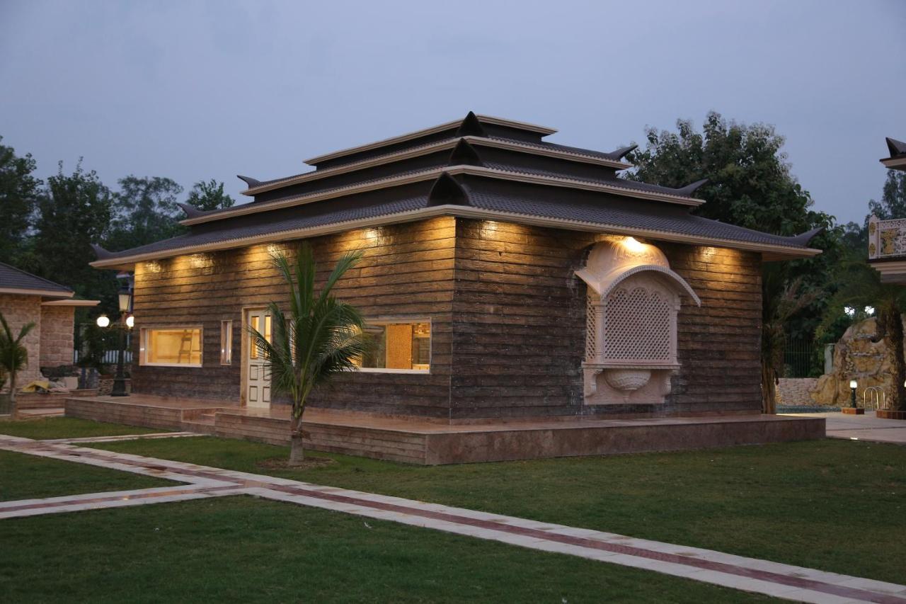 Mann The Palm Retreat Hotel Lucknow Luaran gambar