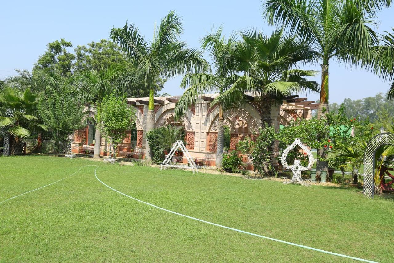 Mann The Palm Retreat Hotel Lucknow Luaran gambar