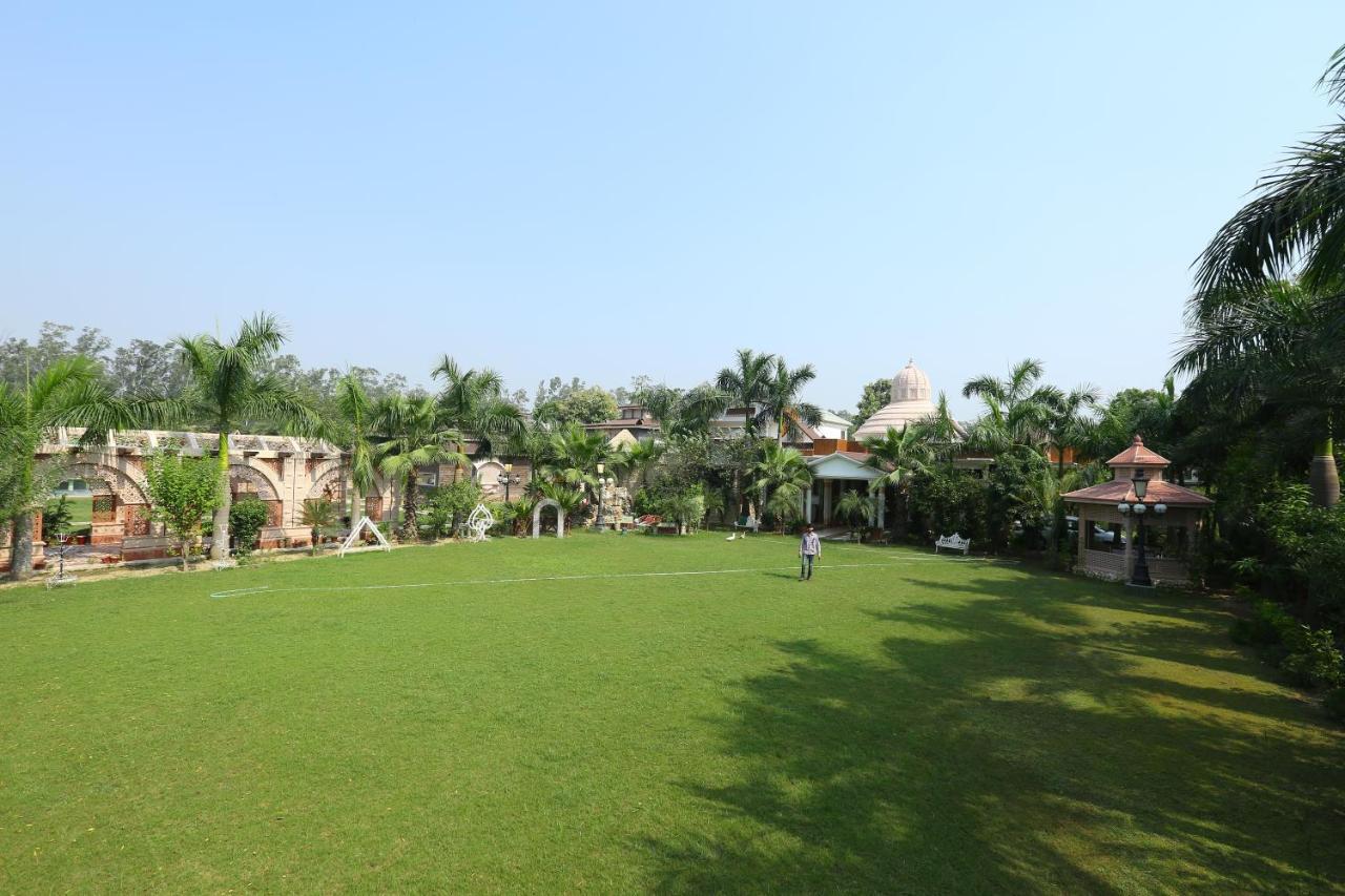 Mann The Palm Retreat Hotel Lucknow Luaran gambar